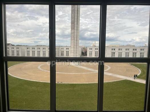 Appartement à vendre 168 000 € 3 pièces 2 chambres 74 m² Étage 3/5 Les Terrasses-Axe Majeur-Lauterne Cergy 95800