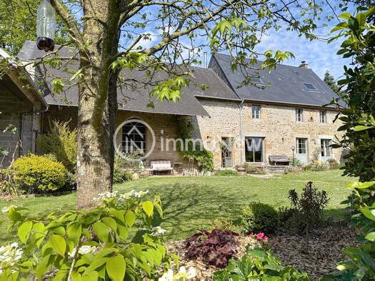 Maison à vendre 490 000 € 5 pièces 3 chambres 150 m² 19 870 m² de terrain Lolif 50530