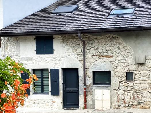 Maison à vendre 469 000 € 3 pièces 2 chambres 94 m² 158 m² de terrain Sergy 01630