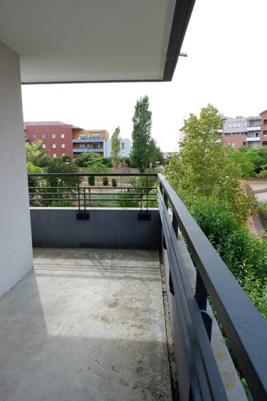 Appartement à louer 658 € 2 pièces 1 chambre 40 m² Étage 1/3 Ecoles-Menude Plaisance-du-Touch 31830