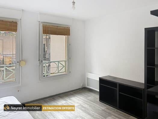 Studio à vendre 102 000 € 1 pièce 19 m² Étage 3/6 Lyon 7ème arrondissement 69007