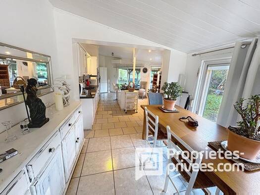 Maison à vendre 330 000 € 5 pièces 4 chambres 166 m² 1 144 m² de terrain Ucciani 20133