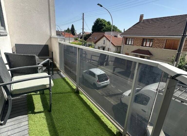 Appartement à vendre 229 000 € 3 pièces 2<br/>chambres 60 m²<br/>superficie Tour Eiffel-Marie-Paul Bert Aulnay sous Bois 93600