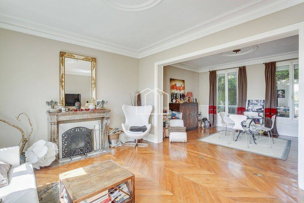 Maison à vendre, 200m², SURESNES