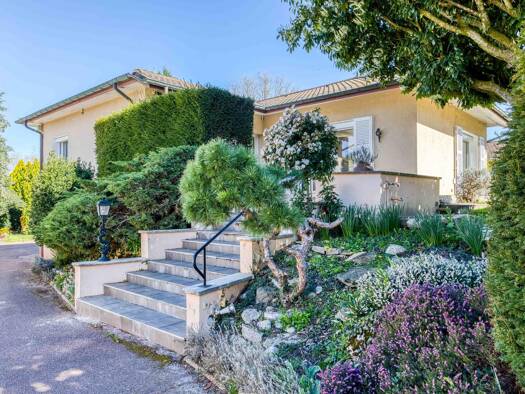 Maison à vendre 624 900 € 6 pièces 4 chambres 185 m² 1 700 m² de terrain Saint-Denis-lès-Bourg 01000