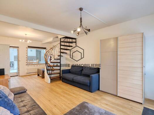 Maison à vendre 269 000 € 3 pièces 2 chambres 76 m² 86 m² de terrain Savreau Boissy-Saint-Léger 94470