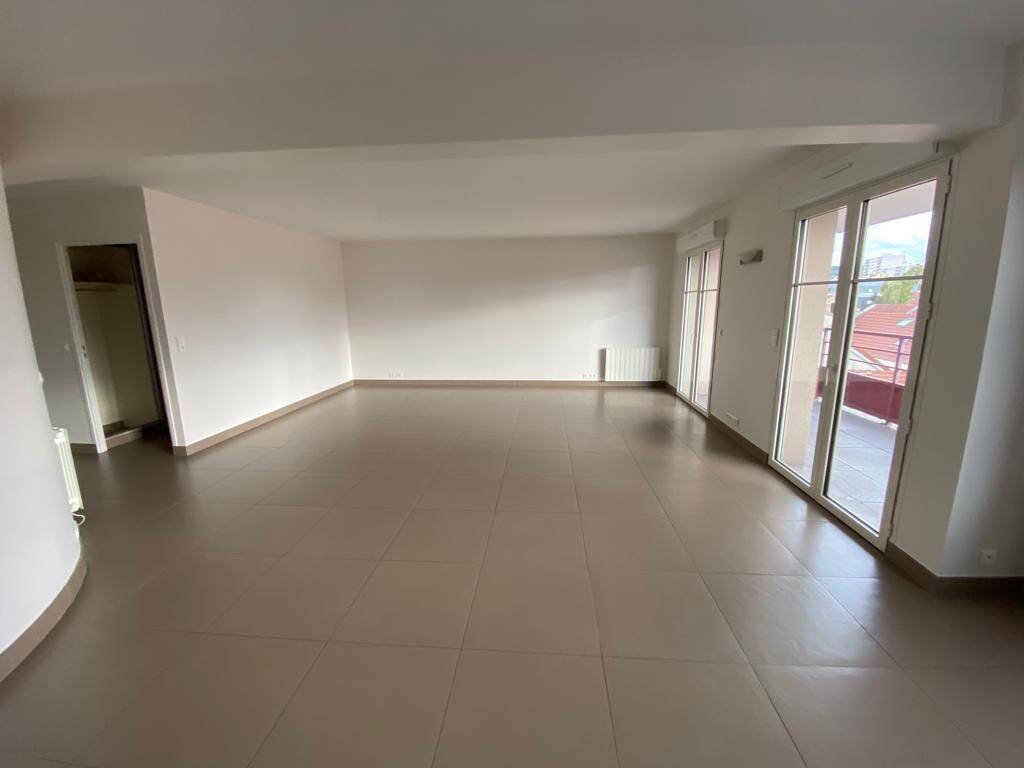 Maison à louer, 102m², NANTERRE