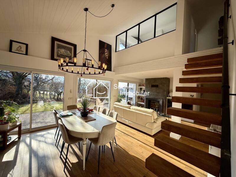 Maison à vendre, 189m², QUINTAL