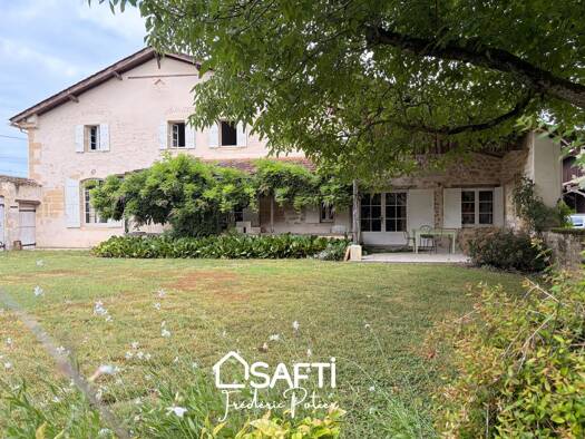 Demeure à vendre 699 900 € 15 pièces 11 chambres 554 m² 58 722 m² de terrain Meilhan-sur-Garonne 47180