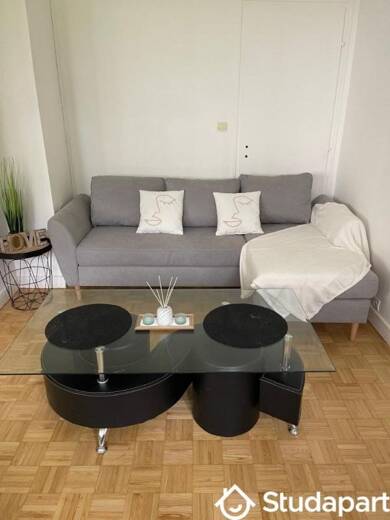 Appartement à louer 420 € 1 pièce 4 chambres 12 m² RDC Mouillère-Dauphine Orléans 45100