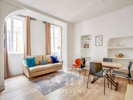 Triplex à vendre 1 087 000 € 4 pièces 1 chambre 93 m² 1er étage Paris 2ème arrondissement 75002