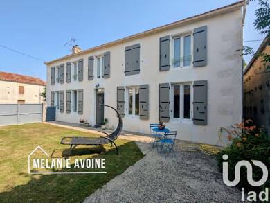 Maison à vendre 328 000 € 7 pièces 5 chambres 169 m² 382 m² de terrain Ciré-d'Aunis 17290