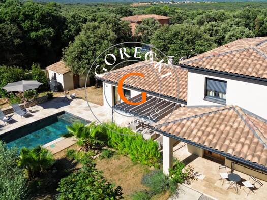 Maison à vendre 569 000 € 4 pièces 3 chambres 130 m² 672 m² de terrain Uzès 30700