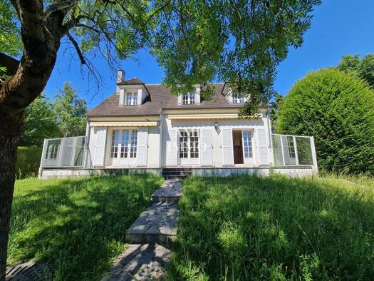 Maison à vendre 810 000 € 5 pièces 4 chambres 124 m² 725 m² de terrain Bièvres 91570