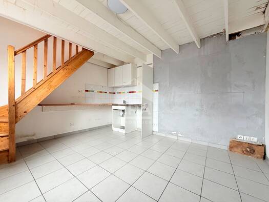 Duplex à vendre 95 850 € 1 pièce 18 m² RDC Centre Ville Gujan-Mestras 33470