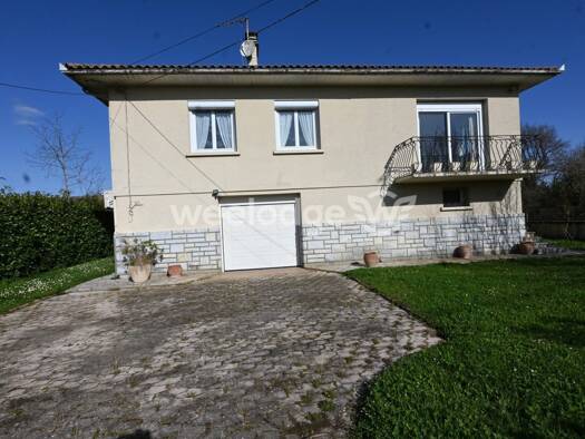 Maison à vendre 235 300 € 10 pièces 4 chambres 122,7 m² 2 944 m² de terrain Clarac 31210