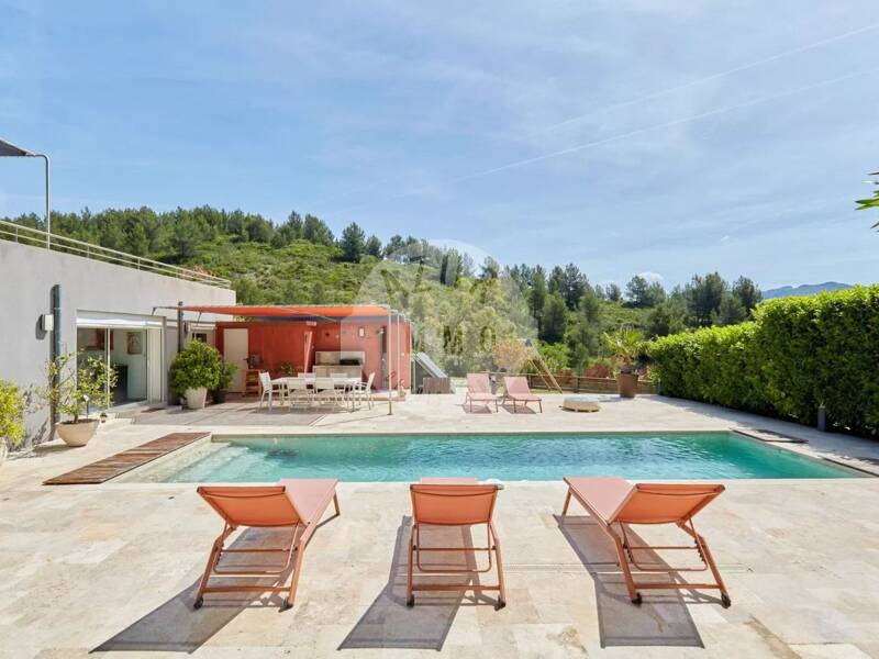 Maison à vendre, 350m², ROQUEVAIRE