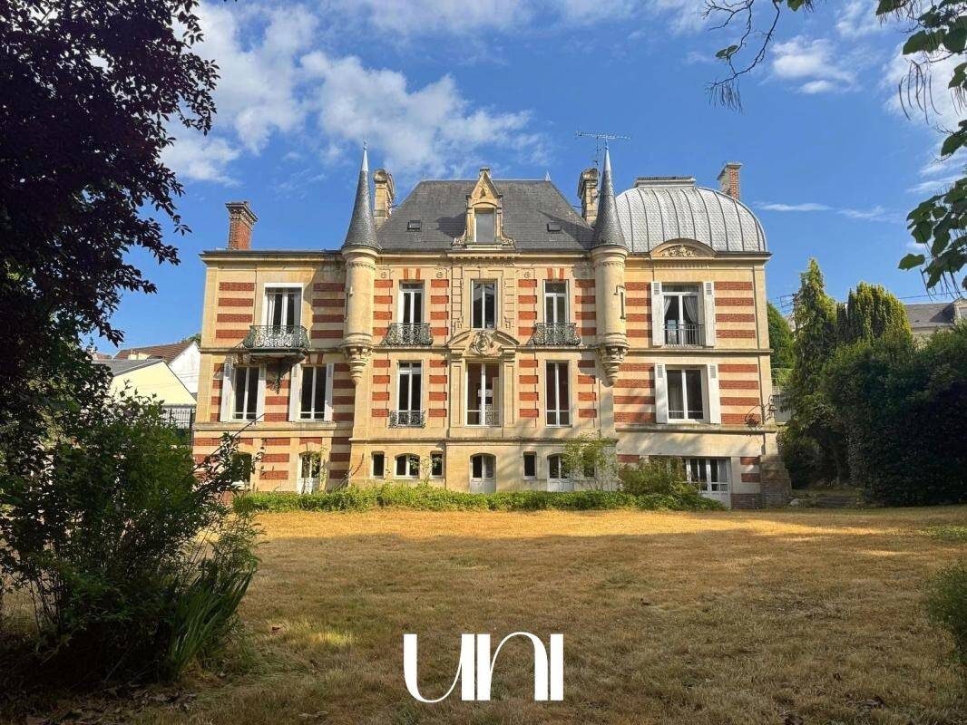 Maison à vendre, 427m², CAEN