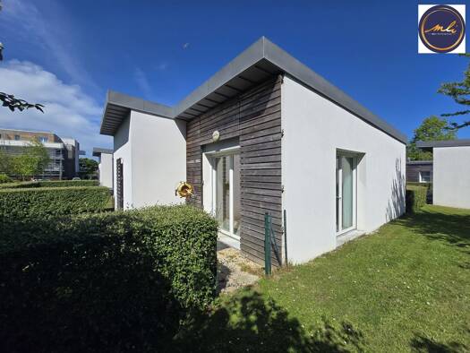 Maison de plain-pied à vendre - Première occupation 168 800 € 3 pièces 2 chambres 67,32 m² 46 m² de terrain Route de Port Bayeux 14400