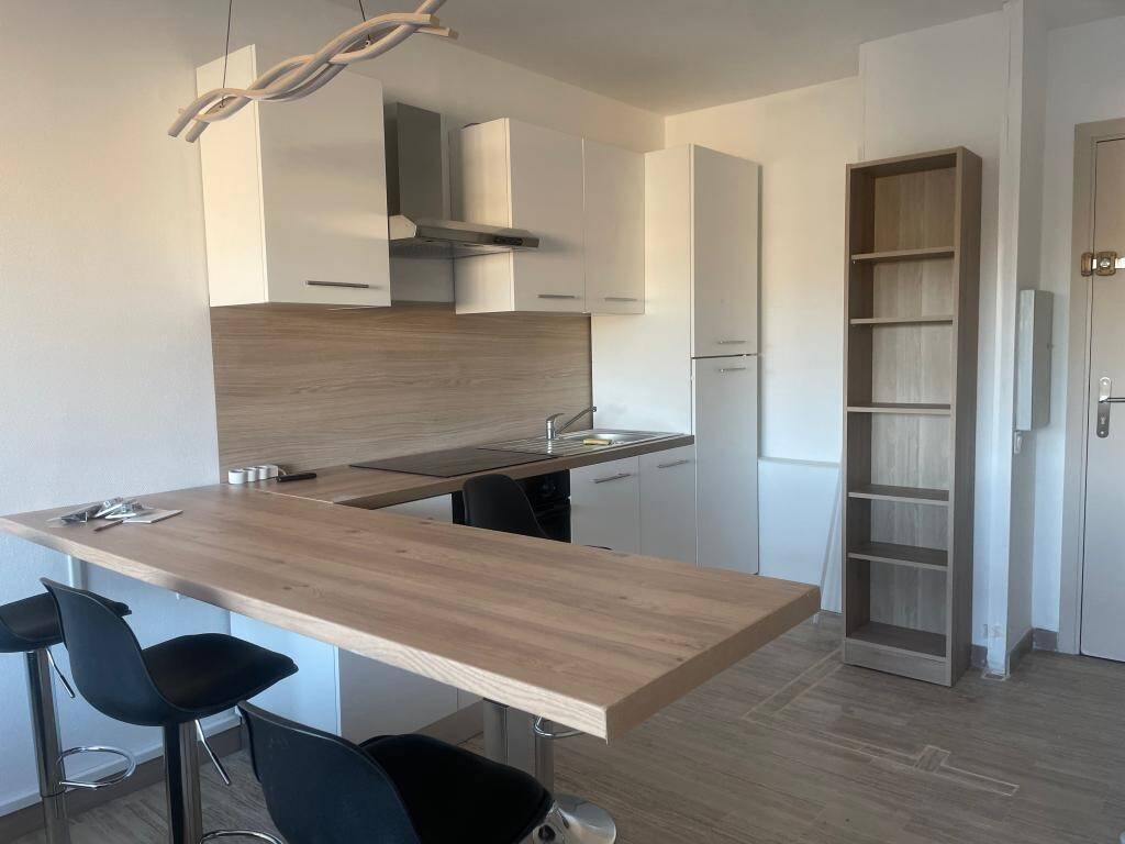Maison à louer, 35m², ANTIBES