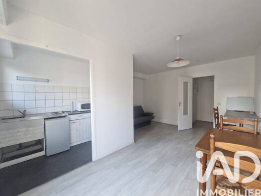 Appartement à vendre 79 000 € 1 pièce 27,2 m² Étage 2/7 Centre Ville Pau 64000