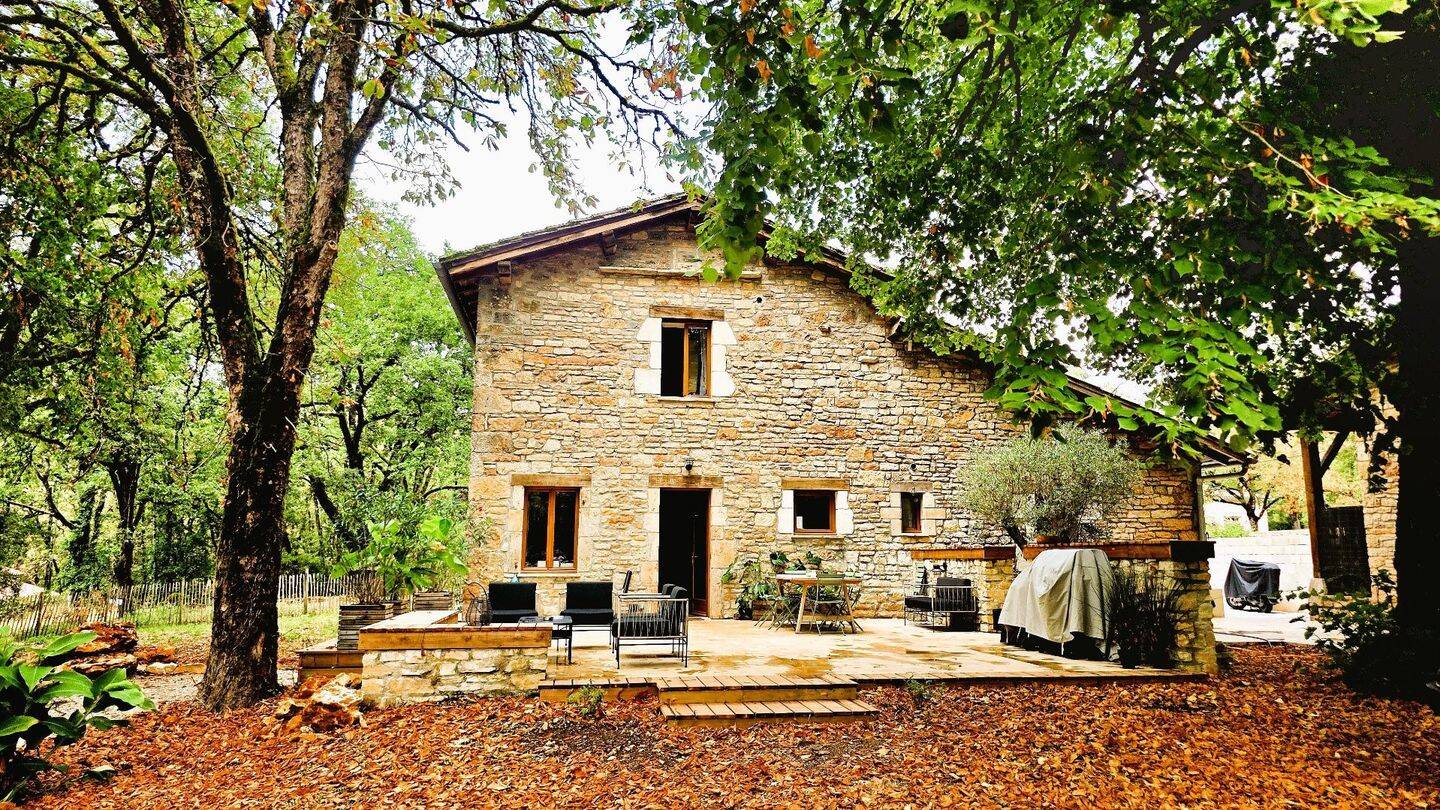 Maison à vendre, 390m², SAINT ANTONIN NOBLE VAL
