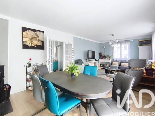 Maison de ville à vendre 215 000 € 7 pièces 3 chambres 137 m² 1 151 m² de terrain Paradis Moudre Verneuil d'Avre et d'Iton 27130