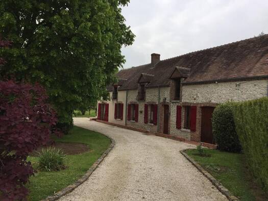 Maison à vendre 293 000 € 6 pièces 4 chambres 139 m² 2 220 m² de terrain Girolles 45120
