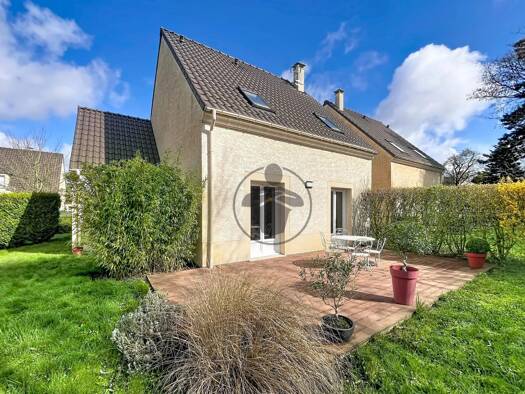 Maison à vendre 232 500 € 5 pièces 3 chambres 98 m² Fayet 02100