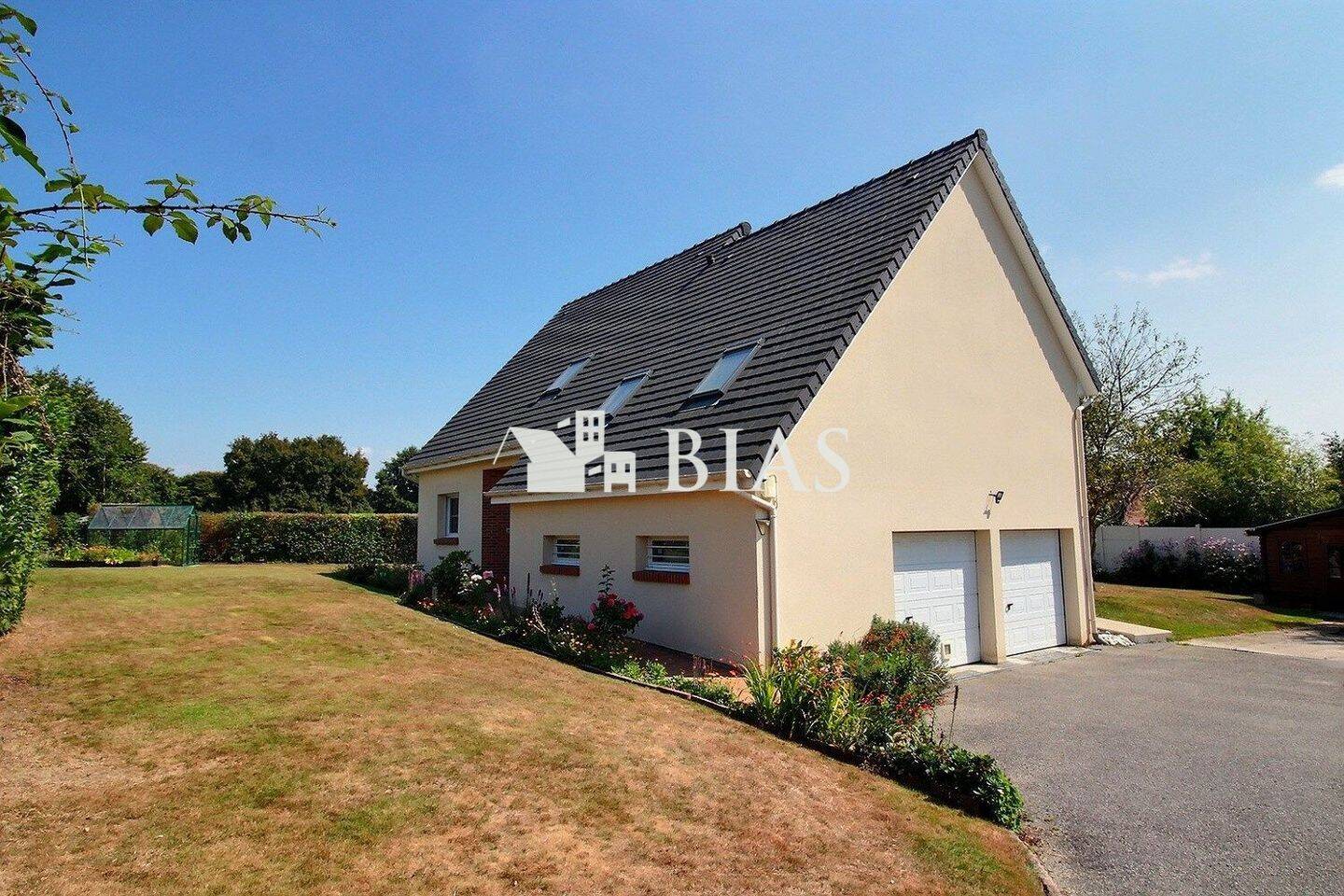 Maison à vendre, 129m², SAINT OUEN DE THOUBERVILLE