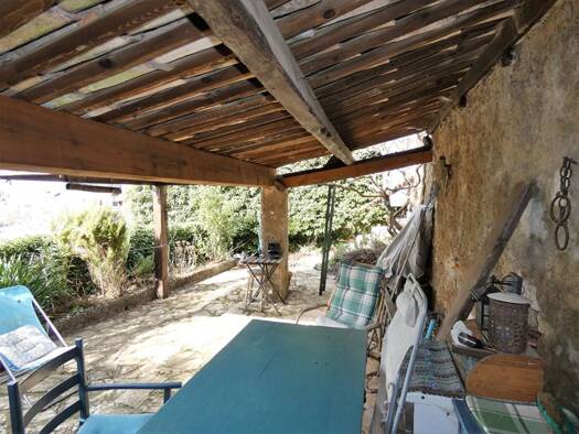 Maison à vendre 135 000 € 3 pièces 2 chambres 57 m² 57 m² de terrain Rians 83560