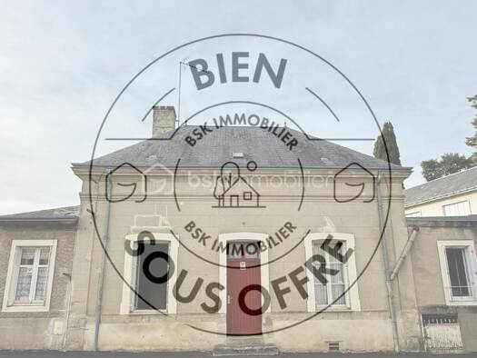 Maison de plain-pied à vendre 136 000 € 3 pièces 2 chambres 86 m² 2 000 m² de terrain Saint-Paterne-Racan 37370