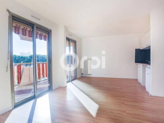 Appartement à vendre 139 000 € 1 pièce 34 m² Étage 2/5 Le Centre Ville Mandelieu-la-Napoule 06210