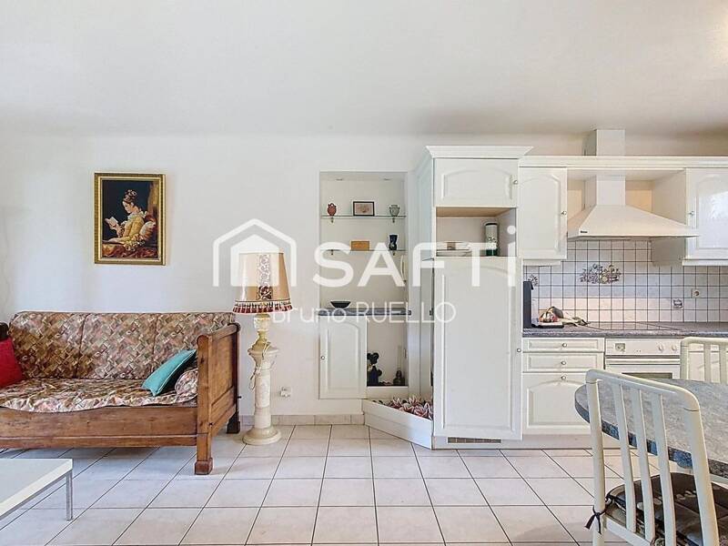 Maison à vendre, 117m², SAINT GENIS DES FONTAINES