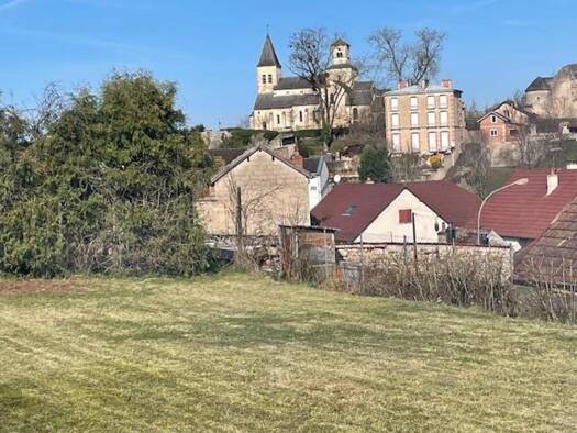 Terrain constructible viabilisé à vendre 39 550 € 1 582 m² de terrain Sud Est Châtillon-sur-Seine 21400