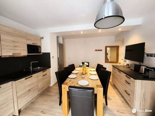 Duplex à vendre - Première occupation 410 000 € 4 pièces 3 chambres 71,71 m² Étage 2/3 Vars 05560