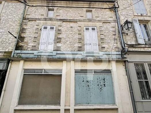 Maison de ville à vendre 80 000 € 4 pièces 3 chambres 113 m² 216 m² de terrain Issigeac 24560