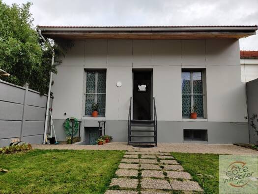 Maison à louer 1 800 € 4 pièces 2 chambres 65 m² 100 m² de terrain Centre Ville Cachan 94230