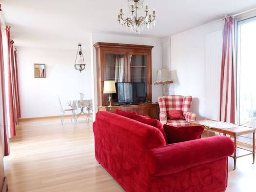Appartement à vendre 165 800 € 5 pièces 3 chambres 96 m² Étage 1/4 Lalande Montauban 82000