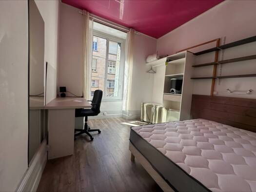 Appartement à louer 435 € 1 pièce 29 m² 1er étage dès le 10/10/2025 Belfort 90000