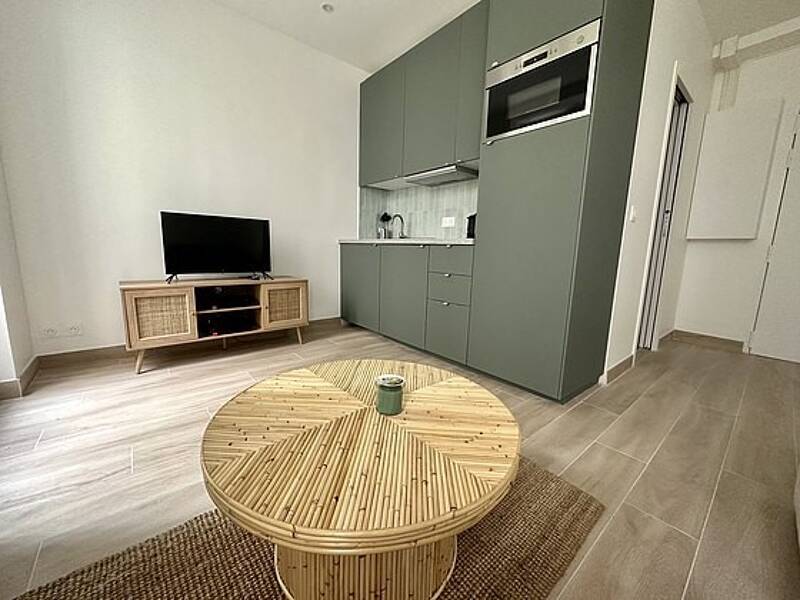 Maison à louer, 19m², PARIS 17E