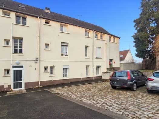 Appartement à vendre 113 000 € 3 pièces 2 chambres 62 m² Étage 1/2 Ouest Chambly 60230