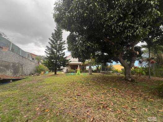 Terrain constructible viabilisé à vendre 243 900 € 473 m² de terrain Saint-Paul 97460