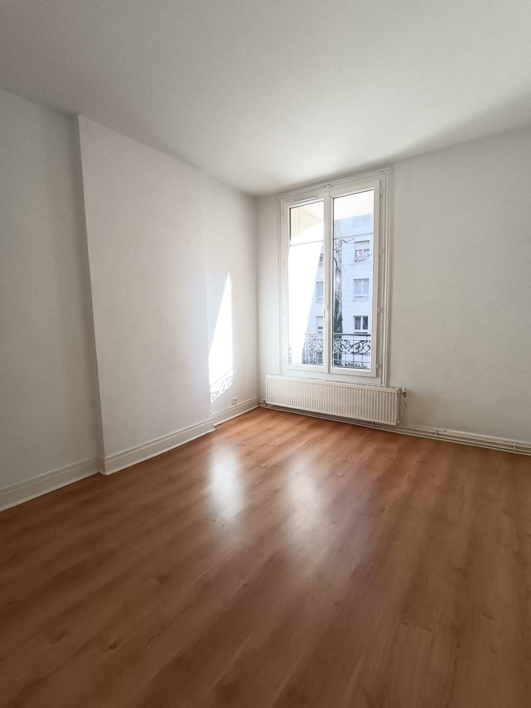 Maison à louer, 43m², LEVALLOIS PERRET