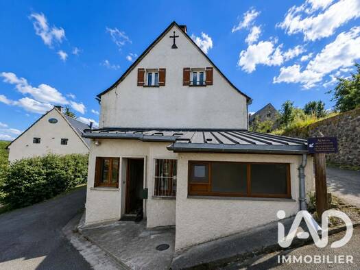 Maison à vendre 87 900 € 5 pièces 3 chambres 115,7 m² 83 m² de terrain Saint-Pierre-Roche 63210