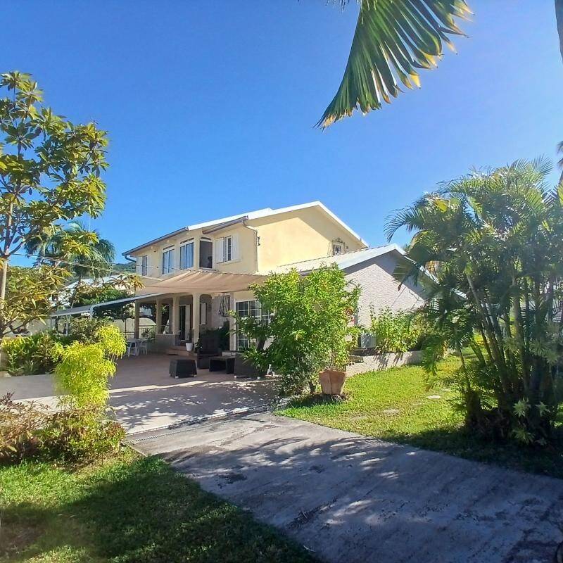 Maison à vendre, 135m², L'ETANG SALE