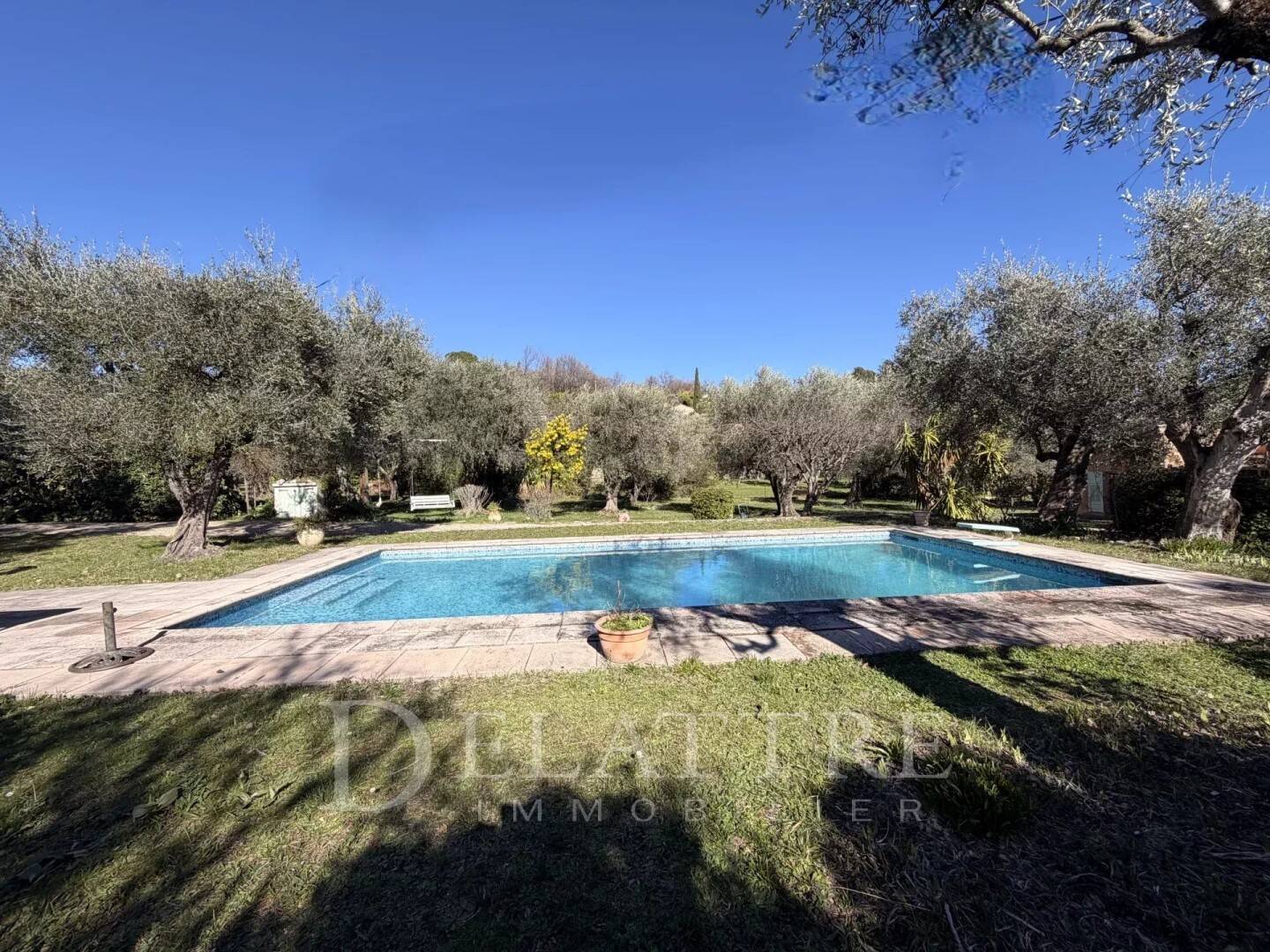 Maison à vendre, 235m², CHATEAUNEUF DE GRASSE
