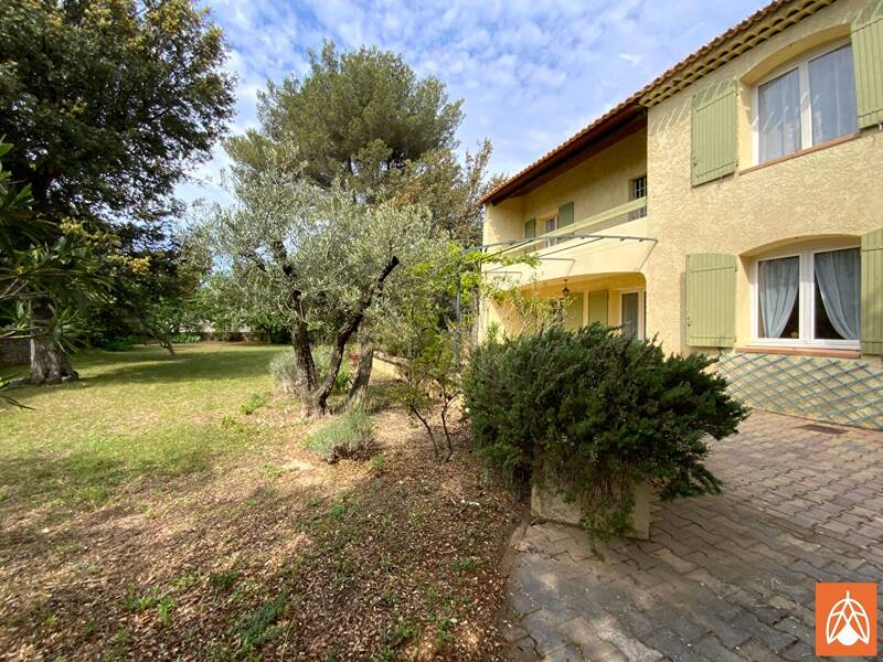 Maison à louer, 170m², GRANS