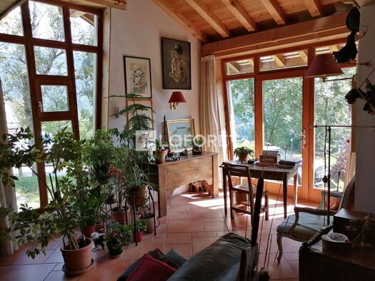 Maison à vendre 950 000 € 5 pièces 3 chambres 149 m² 1 885 m² de terrain Les Chapelles 73700