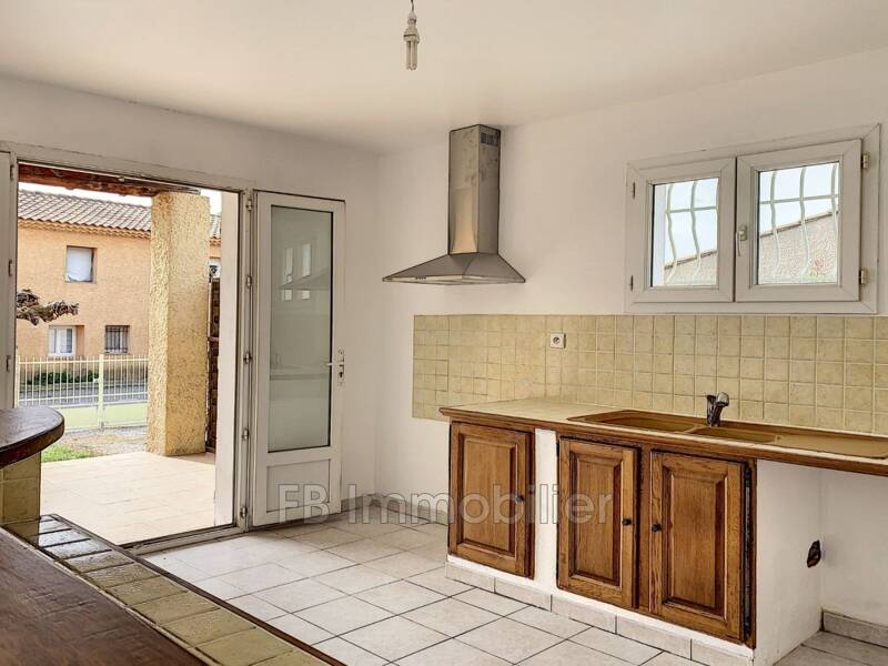 Maison à louer, 86m², EYGUIERES